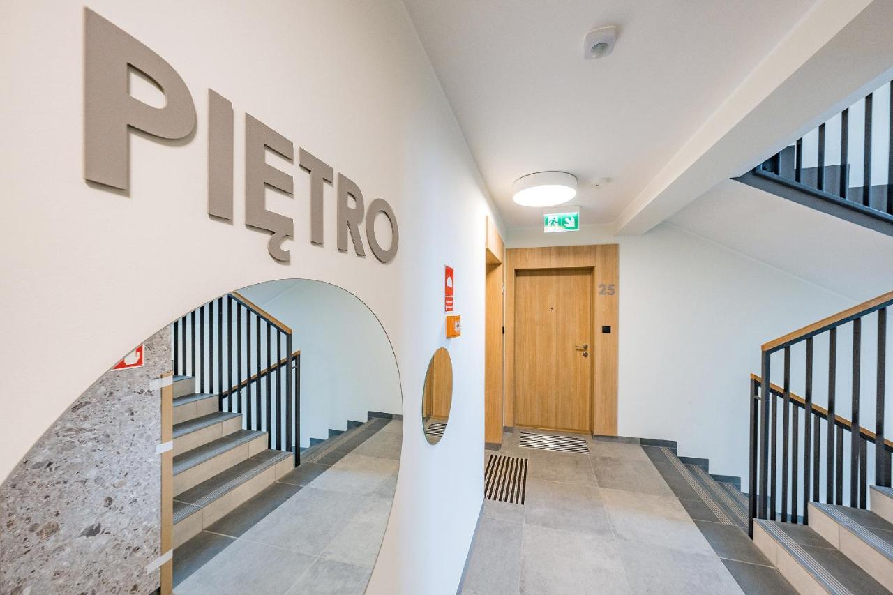 Apartament Nowa Letnica, Osiedle Latarnikow Gdanskアパートメント エクステリア 写真